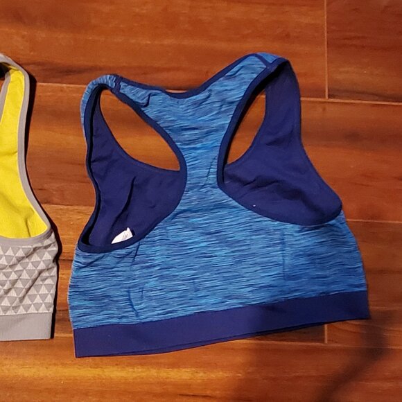 LOT 2 STEVE Madden Sports Bra REVERSIBLE SIZE S/M 1 NWT - Yellow / Blue - Picture 5 of 9